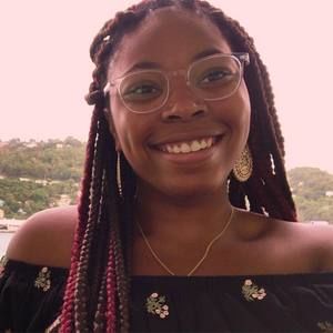 Meet your Posher, Desiree